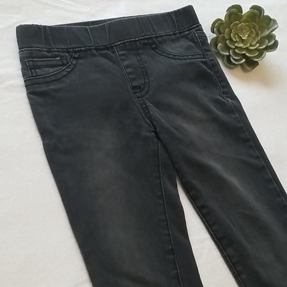 Cat and Jack Black Denim Jeggings - Picture 2 of 5